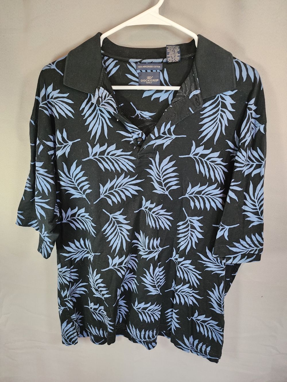 Dockers Golf Black Polo with Light Blue Leaf Pattern